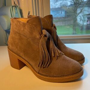 UGG Corin Suede Bootie